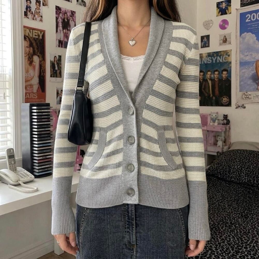 Y2K American Eagle Cream Grey Striped Cardigan Size S/P Preppy Long Sleeve